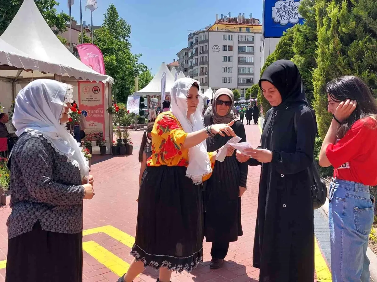 Gölcük, güller diyarı Isparta\'da tanıtıldı