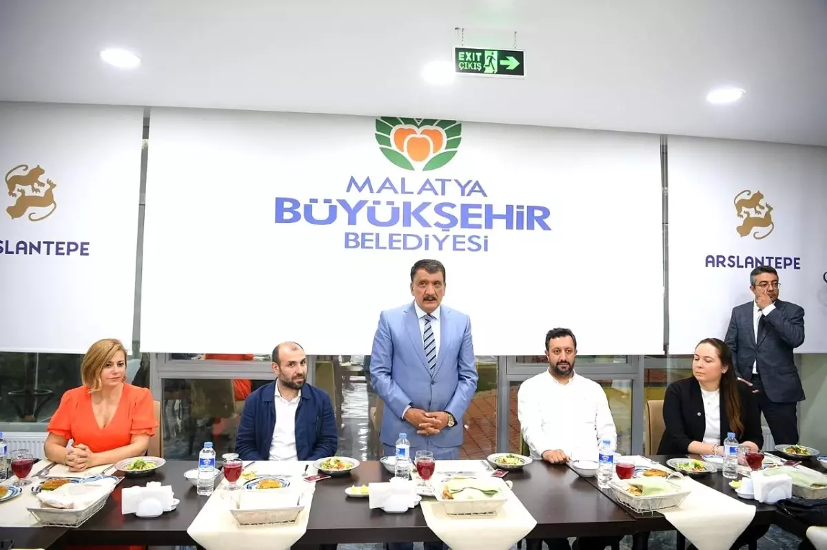 Gürkan, TOBB İstanbul genç girişimciler kurulu üyeleriyle bir araya geldi