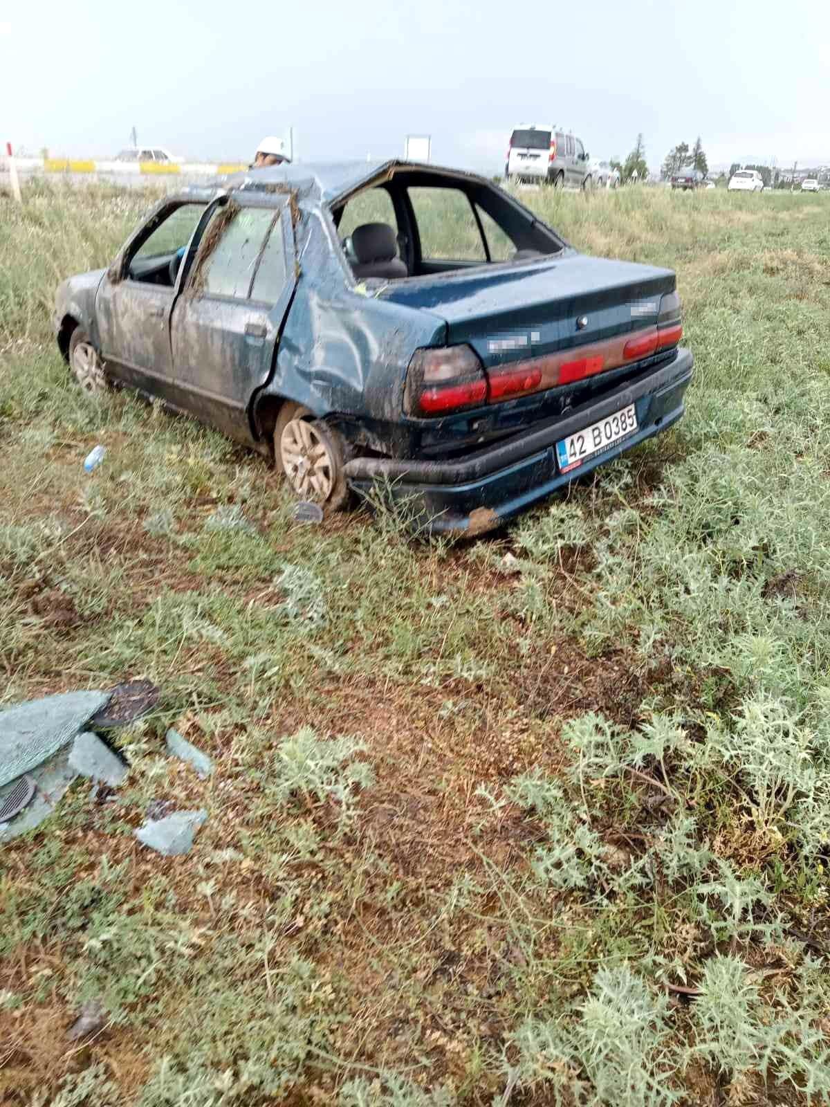 Konya\'da otomobil takla attı: 2 yaralı