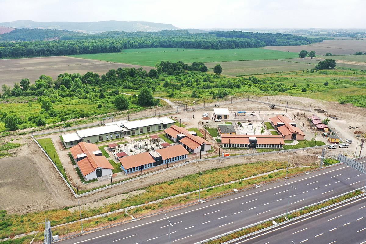 Sakarya\'da sahipsiz hayvanların şifa bulacağı rehabilitasyon merkezinde sona gelindi