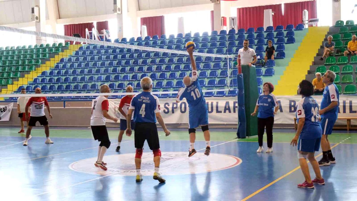 Tazelenme Üniversitesi olimpiyatları