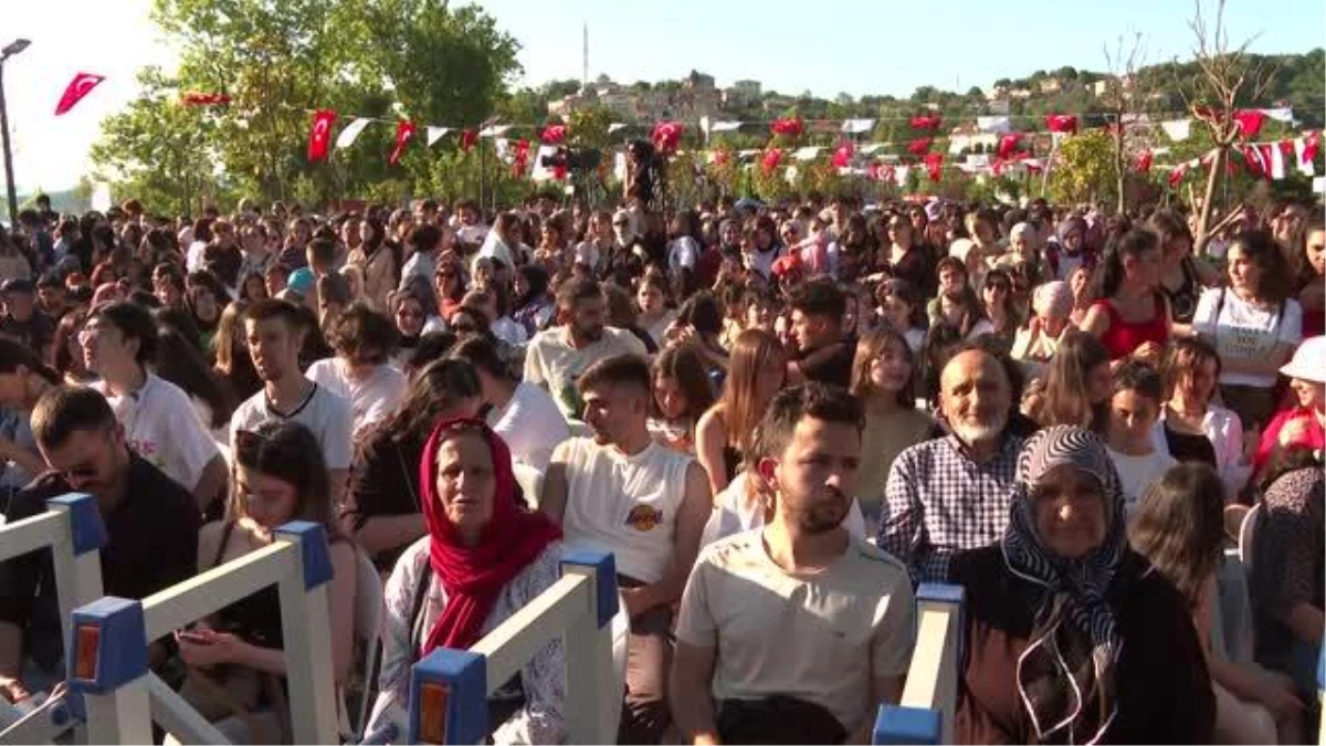 TBMM Başkanı Şentop, Beykoz\'da 15 Temmuz Şehitler Meydanı açılışında konuştu (2)