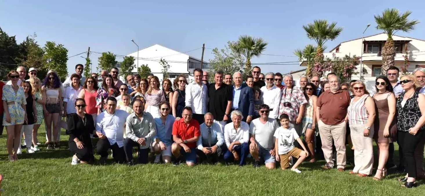 TSYD İzmir Şubesinin yenilenen yüzme havuzu hizmete girdi