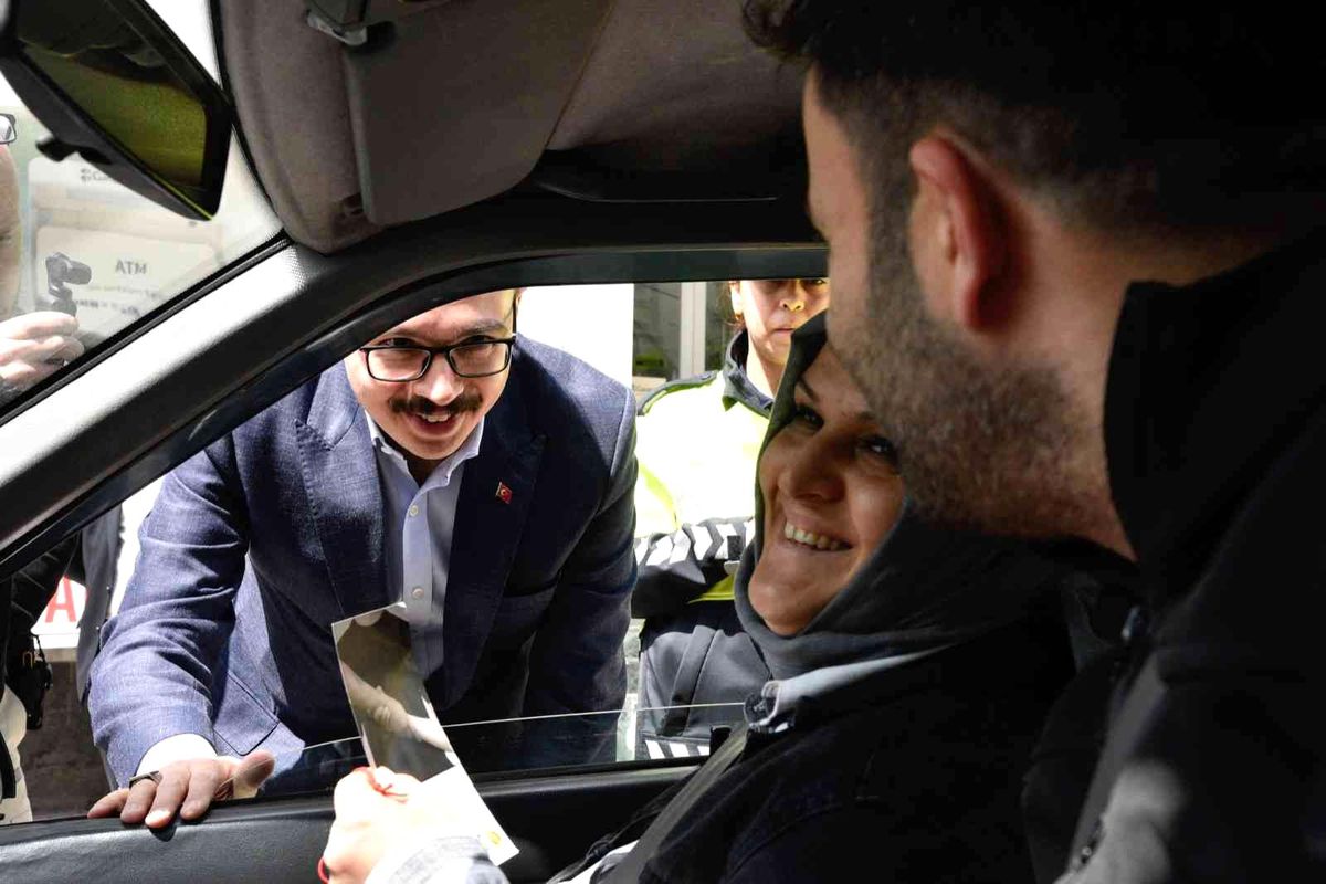 Vali Kızılkaya sürücüleri uyardı