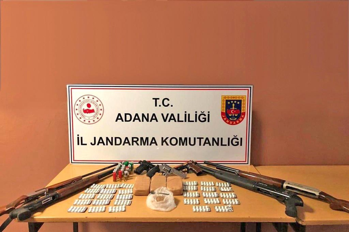 Adana\'da uyuşturucu operasyonu: 5 gözaltı