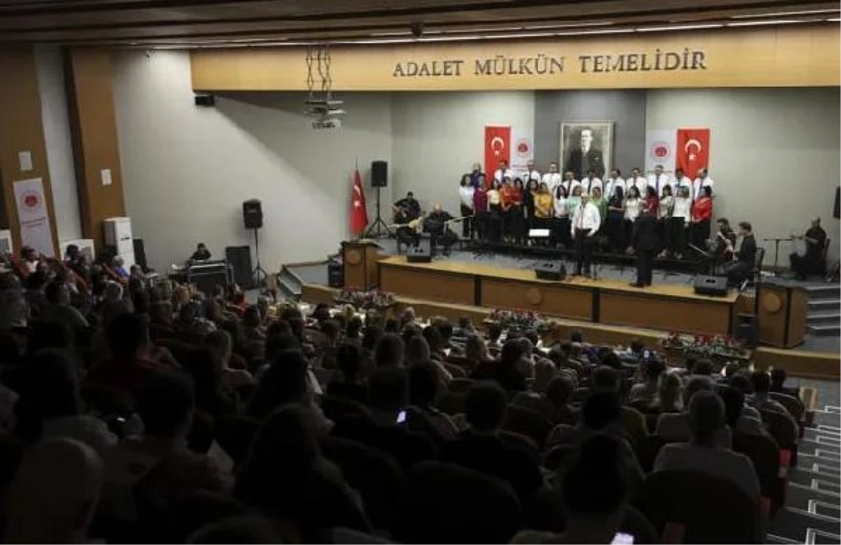 Ankara Adliyesi Türk Halk Müziği Topluluğundan "Baharın Sesi" konseri