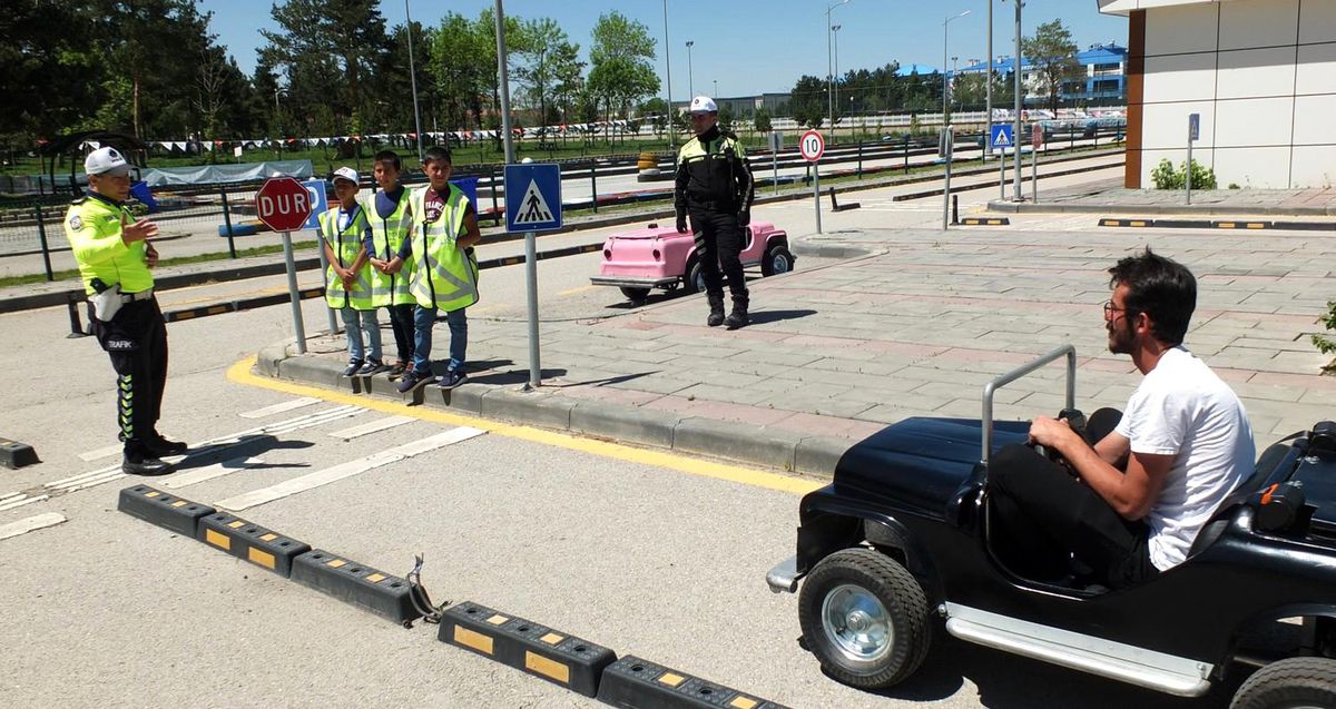 Büyükşehir\'den 5 adımda güvenli trafik eğitimi