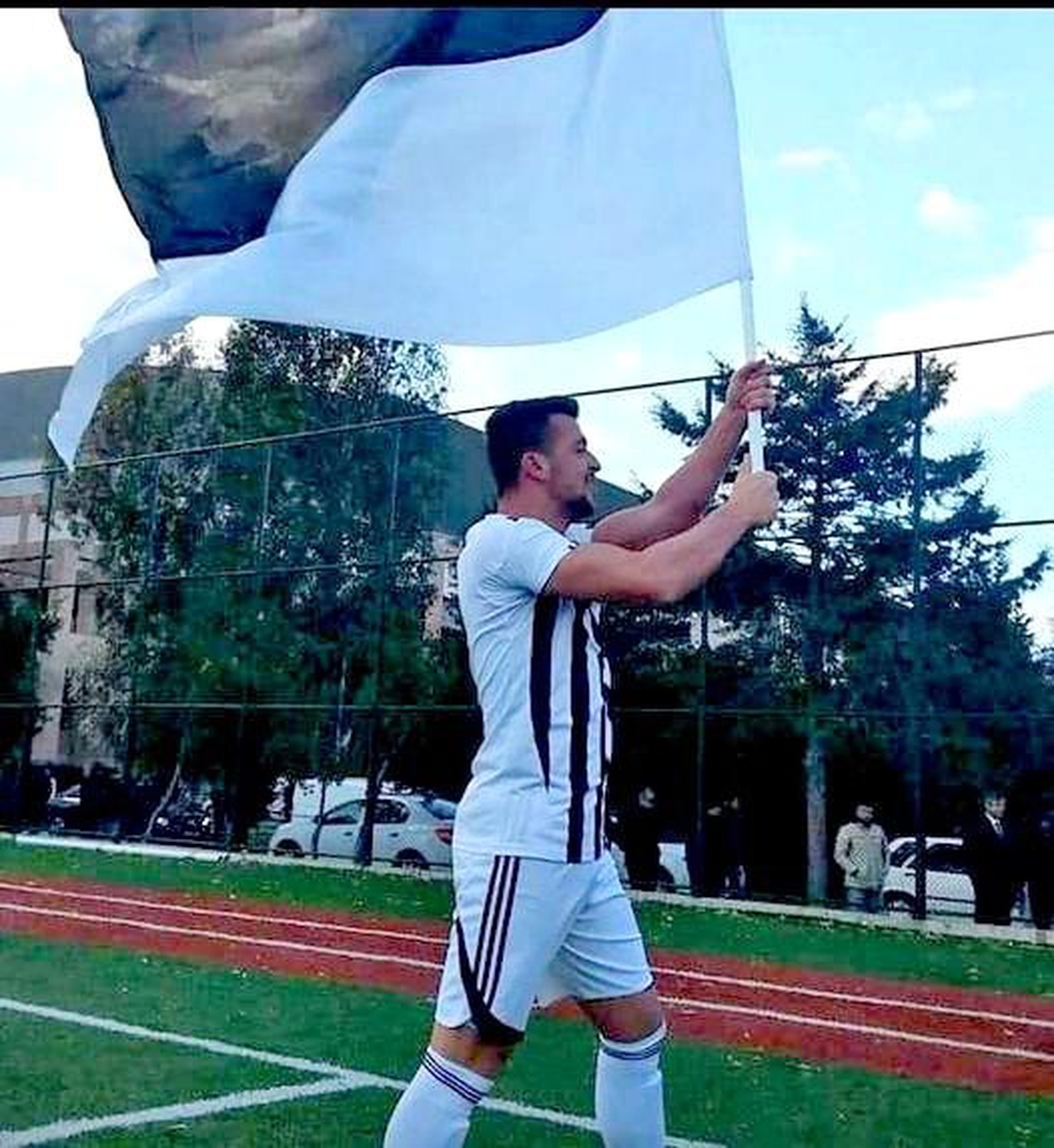 Çeşme Belediyespor 2\'nci kaptan ile yollarını ayırdı