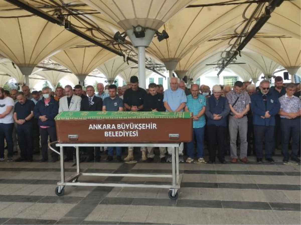 Eski DGM Başsavcısı Demiral, son yolculuğuna uğurlandı