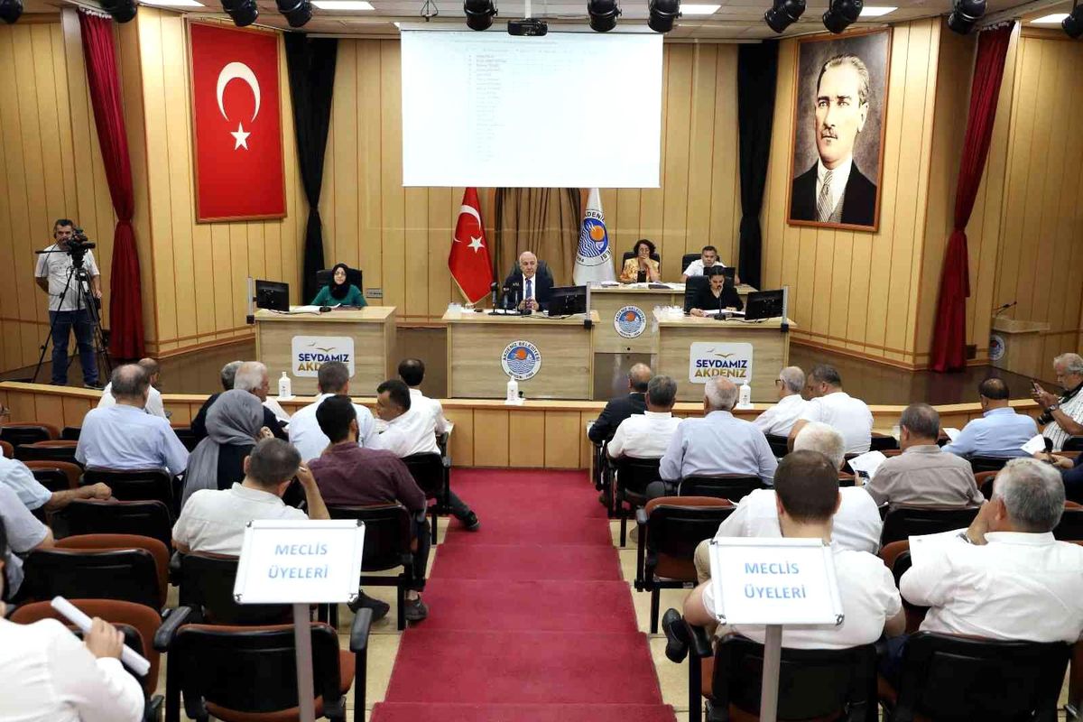 Gültak: "Bu dünya bize miras değil, çocuklarımızın emanetidir"