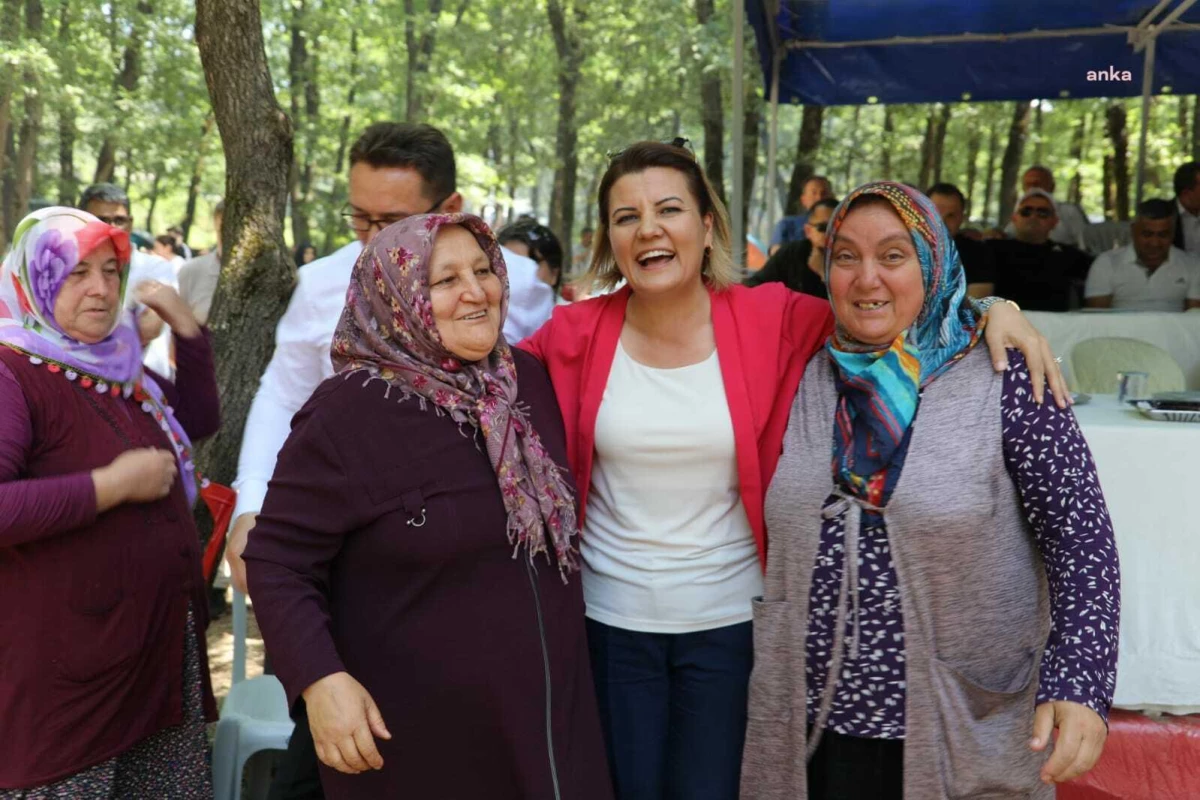 İzmit Belediye Başkanı Hürriyet, Geleneksel Otçu Göçü Şenliği\'ne Katıldı