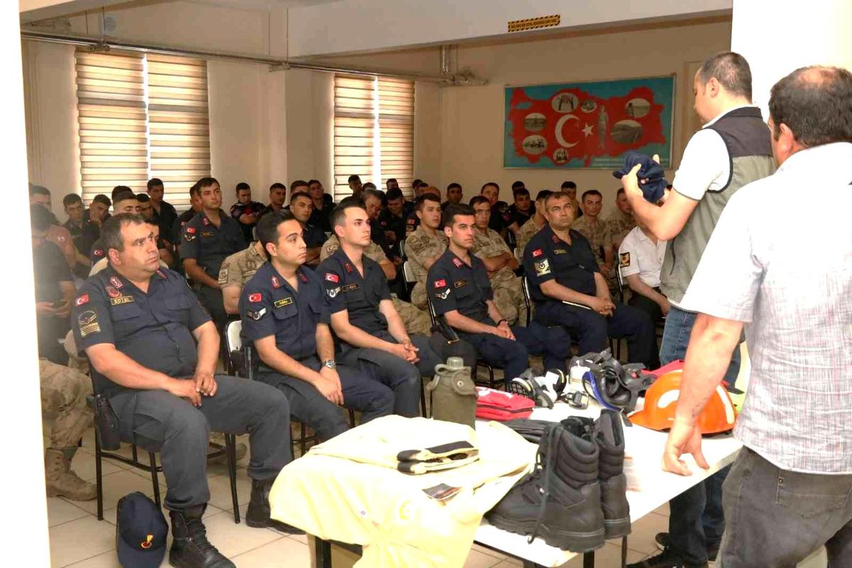 Jandarma personeline \'Orman Yangını\' eğitimi