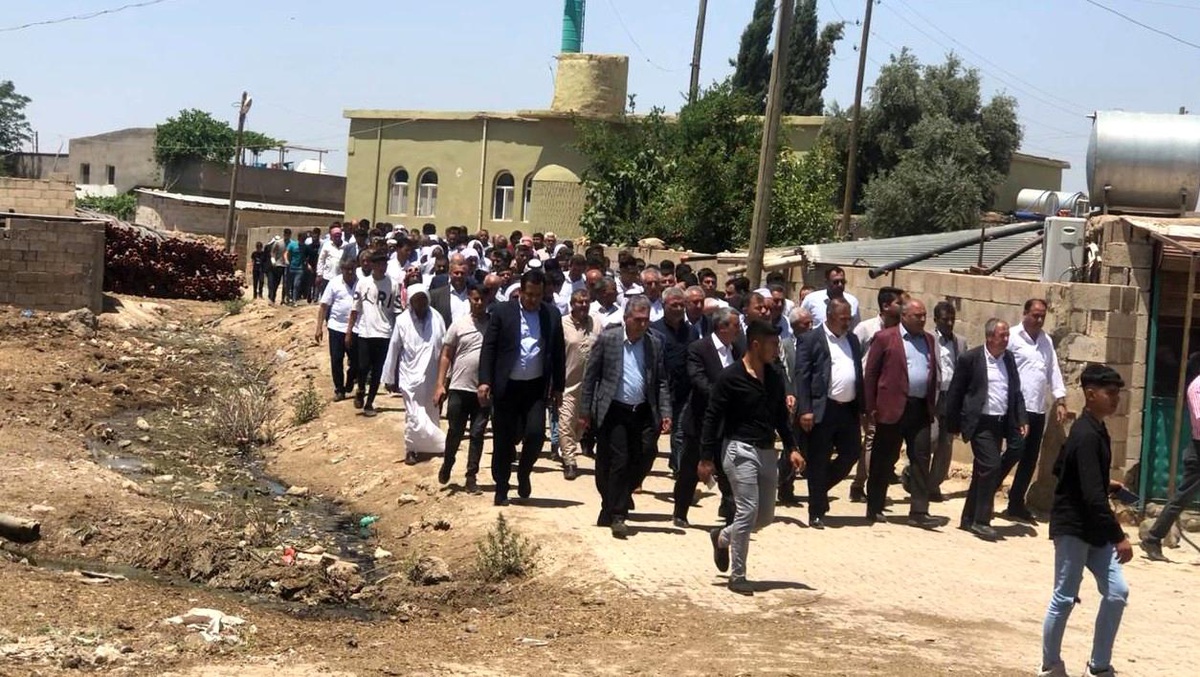 4 yıldır aralarında husumet olan iki aşiret, barış yemeğinde buluşarak kan davasını sona erdirdi