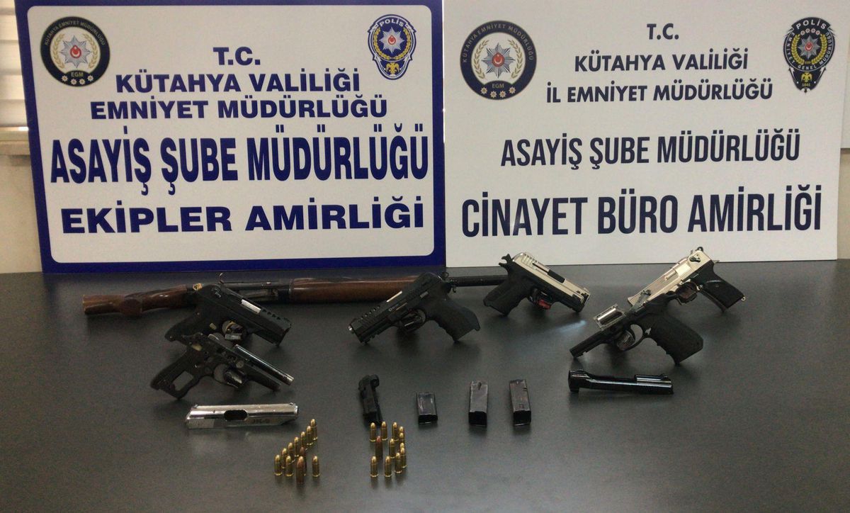 Kütahya\'da iş yerine silahla ateş edilmesiyle ilgili 5 şüpheli yakalandı