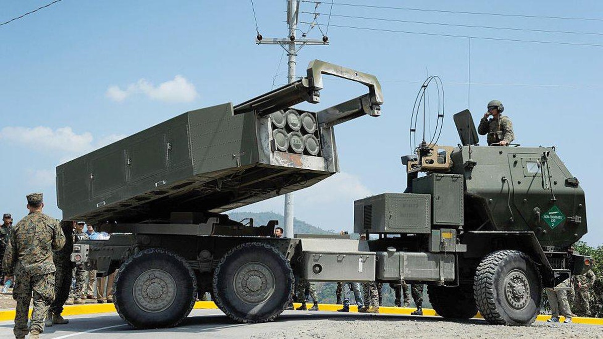 Putin\'den Batı\'ya Ukrayna uyarısı: \'Silah göndermeye devam ederseniz Ukrayna\'da daha fazla yeri hedef alacağız\'