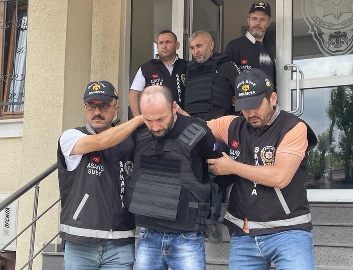 Sakarya\'da kuaförü öldüren kişi tutuklandı