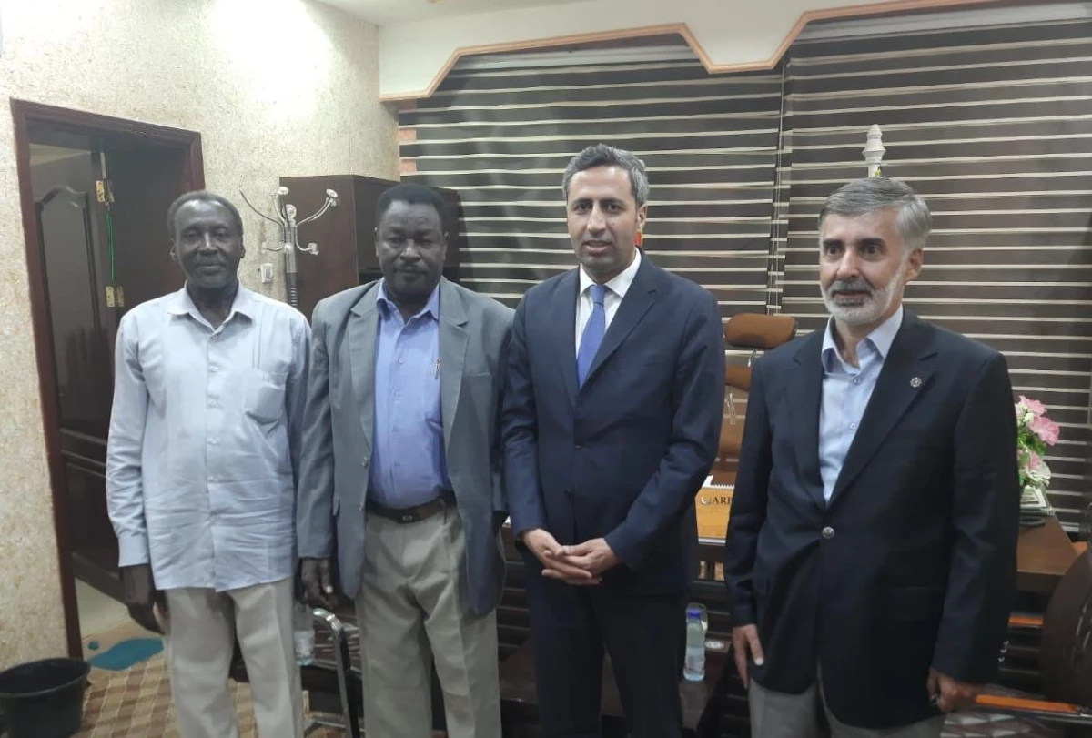 TMV Sudan Temsilcisi Aslan, Niyala Eyaleti Eğitim Bakanı Emin\'i ziyaret etti
