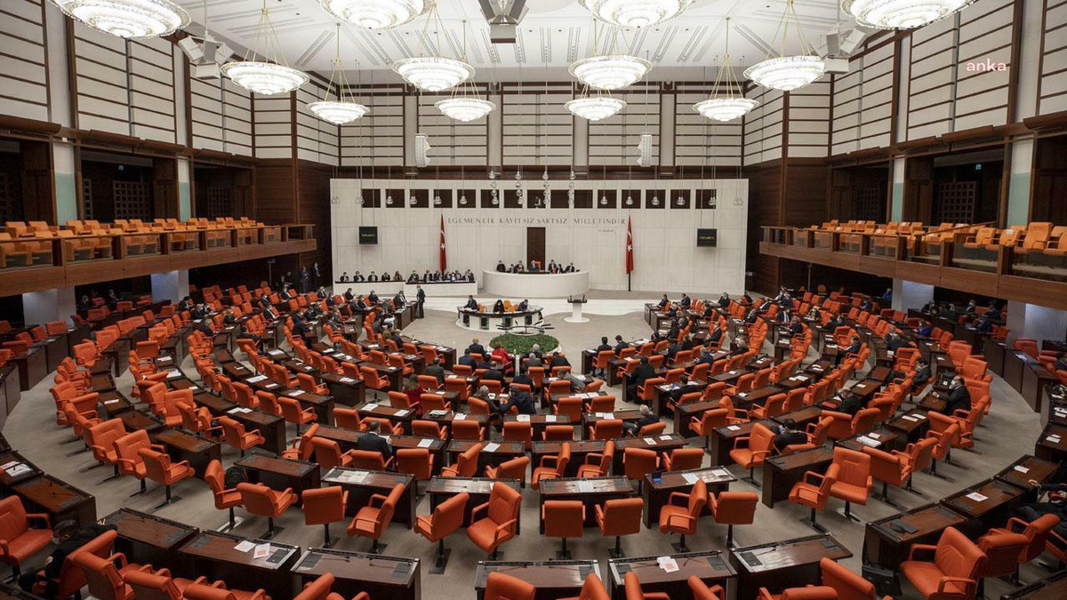 AKP\'den Yeni "Endüstri" Düzenlemesi: Endüstri Kanunu\'ndaki Çed Koşulu Kalkacak