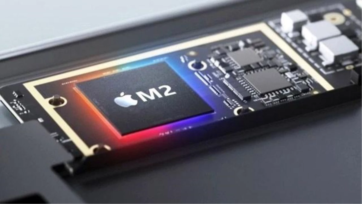 Apple\'ın yeni gözdesi tanıtıldı: M2 işlemci özellikleri