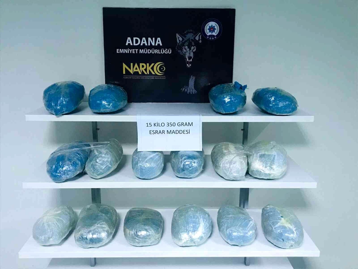 Aracından 15 kilo esrar çıkan taksici \'haberim yok\' dedi