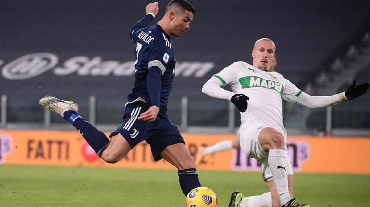 Galatasaray, Sevilla'ya transferi gündemde olan Marcao'nun alternatifini İtalya'da buldu: Vlad Chiricheş