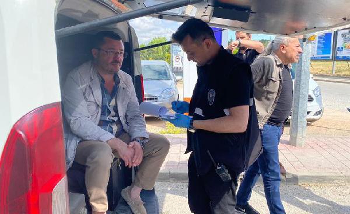AVM otoparkında eski eşi ile yanındaki Furkan\'ı vurdu (2)