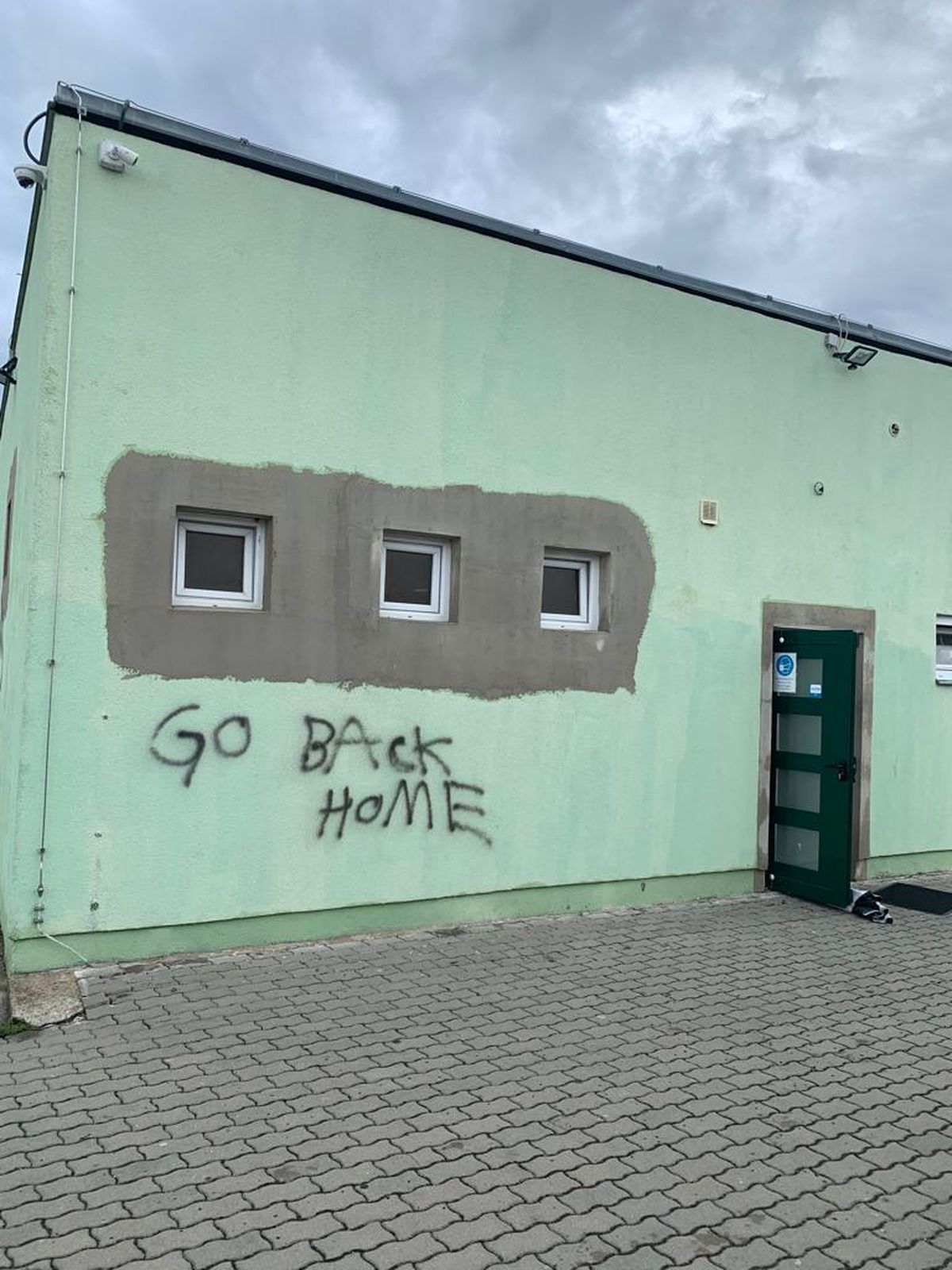 Avusturya\'da camiye İslamofobik saldırı