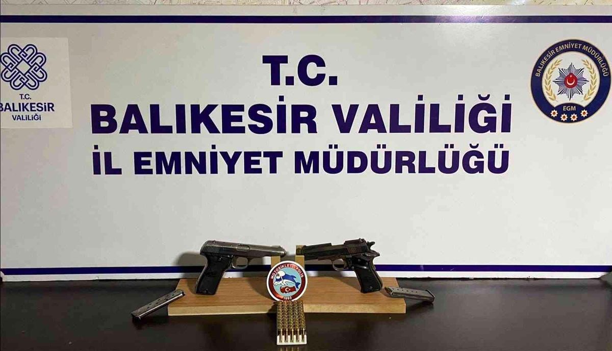Balıkesir\'de 48 aranan şahsa gözaltı