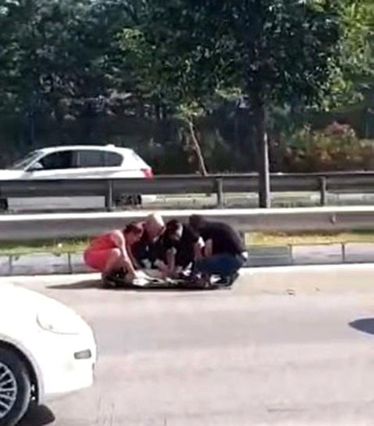 Bursa\'da kadın sürücüden insanlık dersi