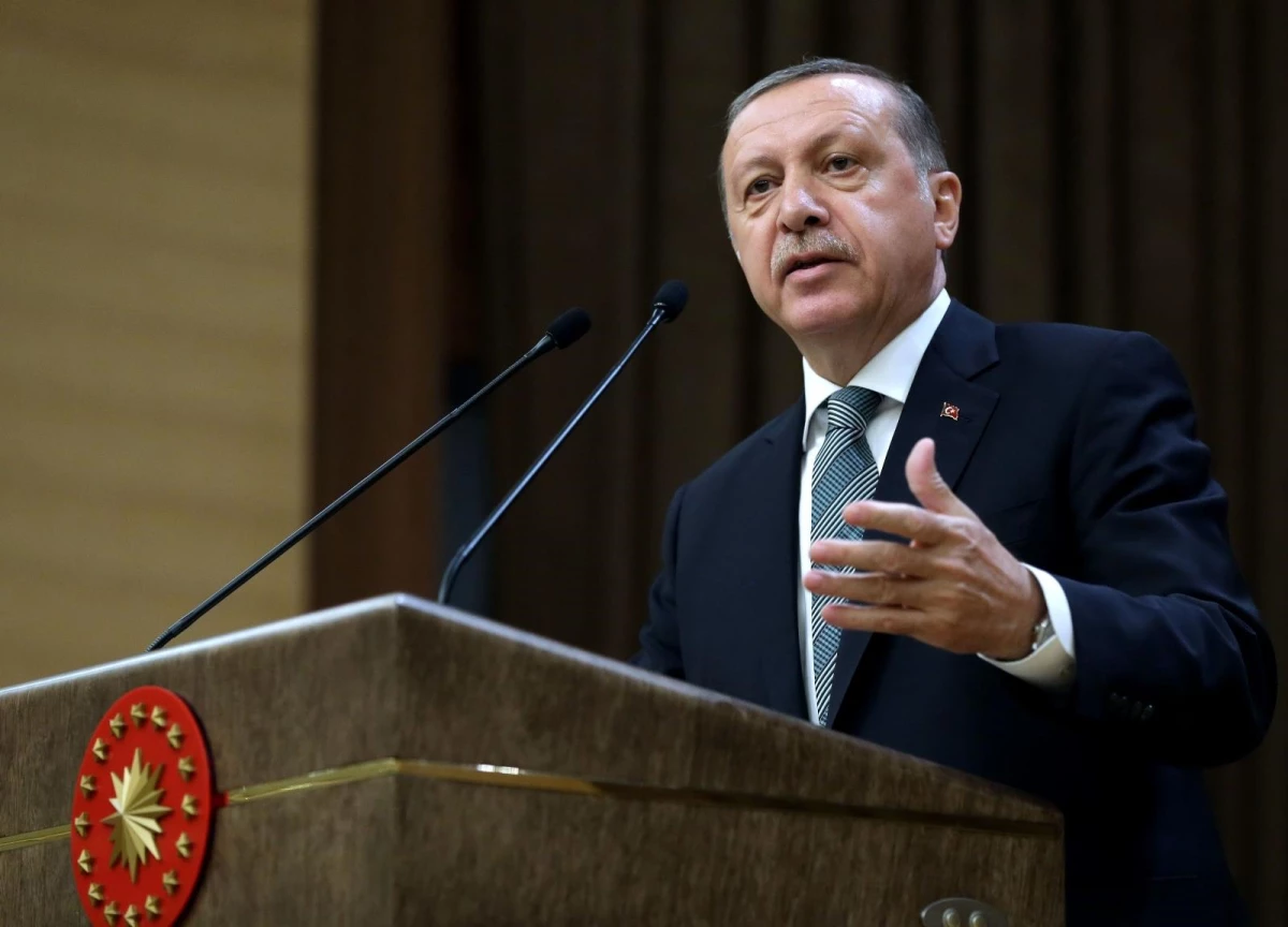 Cumhurbaşkanı Erdoğan\'dan Karakoç ve Zarifoğlu paylaşımı