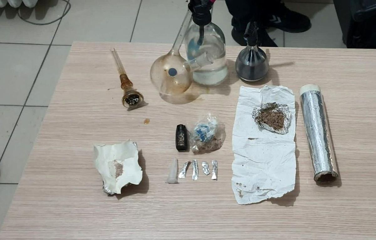 Elmalı\'da uyuşturucu operasyonu