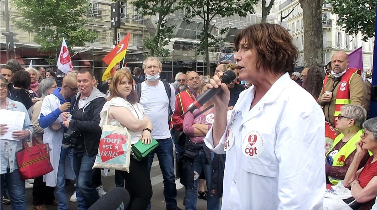 Fransa\'da sağlıkçılardan hükümet karşıtı protesto