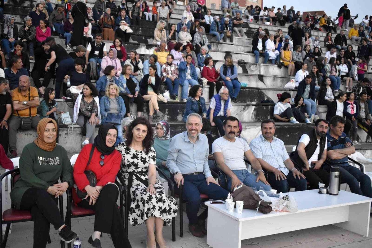 Halk Eğitimi Merkezi\'nden müzik ziyafeti