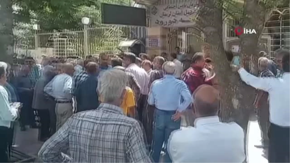 İran\'da başlayan zam protestoları büyüyor