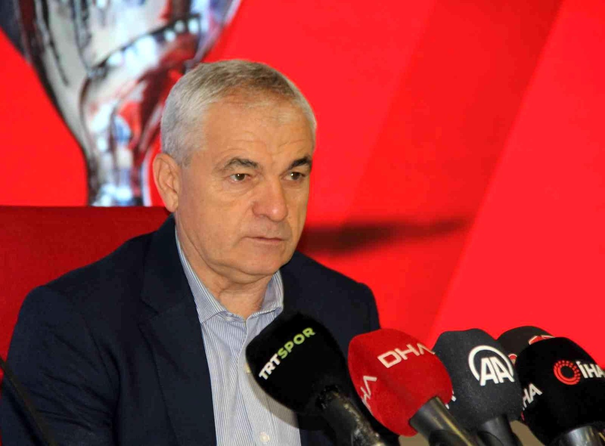 Rıza Çalımbay: "Avrupa kupalarında söz sahibi olacağız"