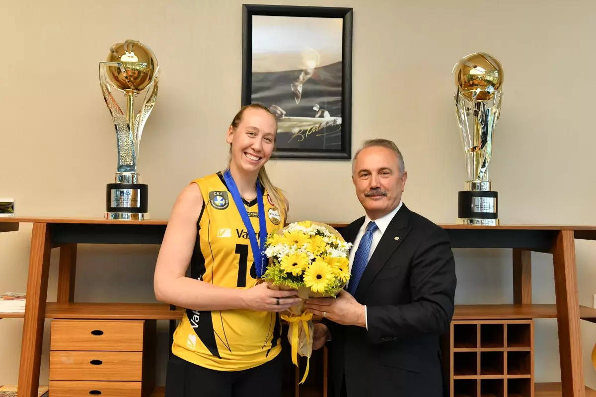 VakıfBank\'ta Michelle Bartsch-Hackley ile yollar ayrıldı