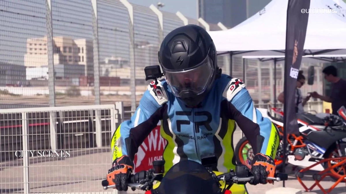 Dubai motosiklet tutkunları için farklı alternatifler sunuyor
