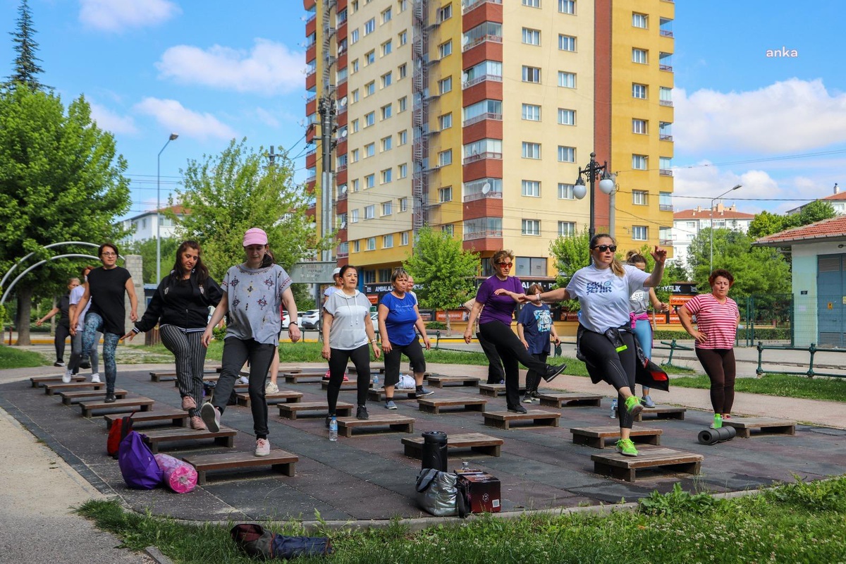 Eskişehir\'de Parklarda Spora Büyük İlgi