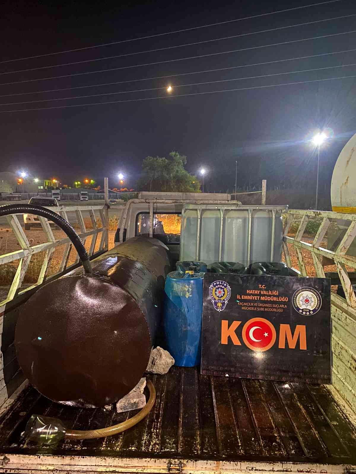Hatay\'da bin 807 litre kaçak akaryakıt ele geçirildi