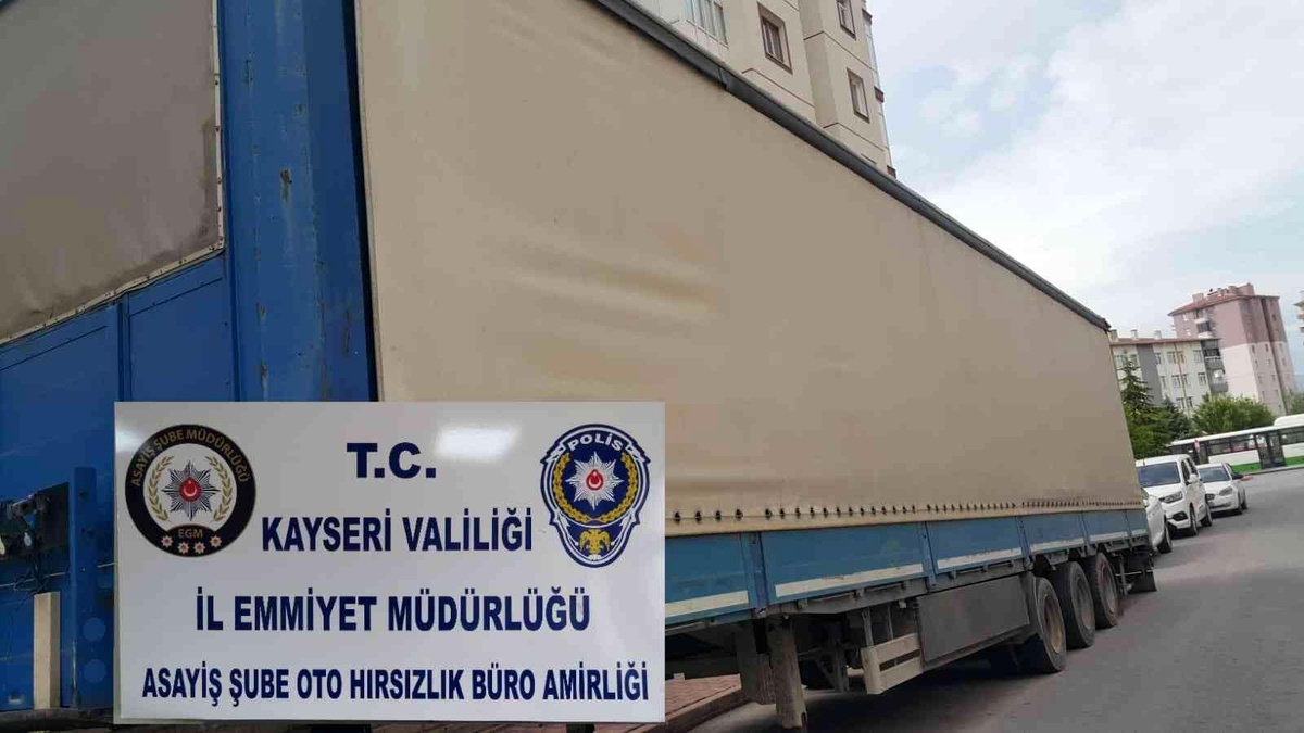 İstanbul\'da çalınan 500 bin TL\'lik römork Kayseri\'de bulundu