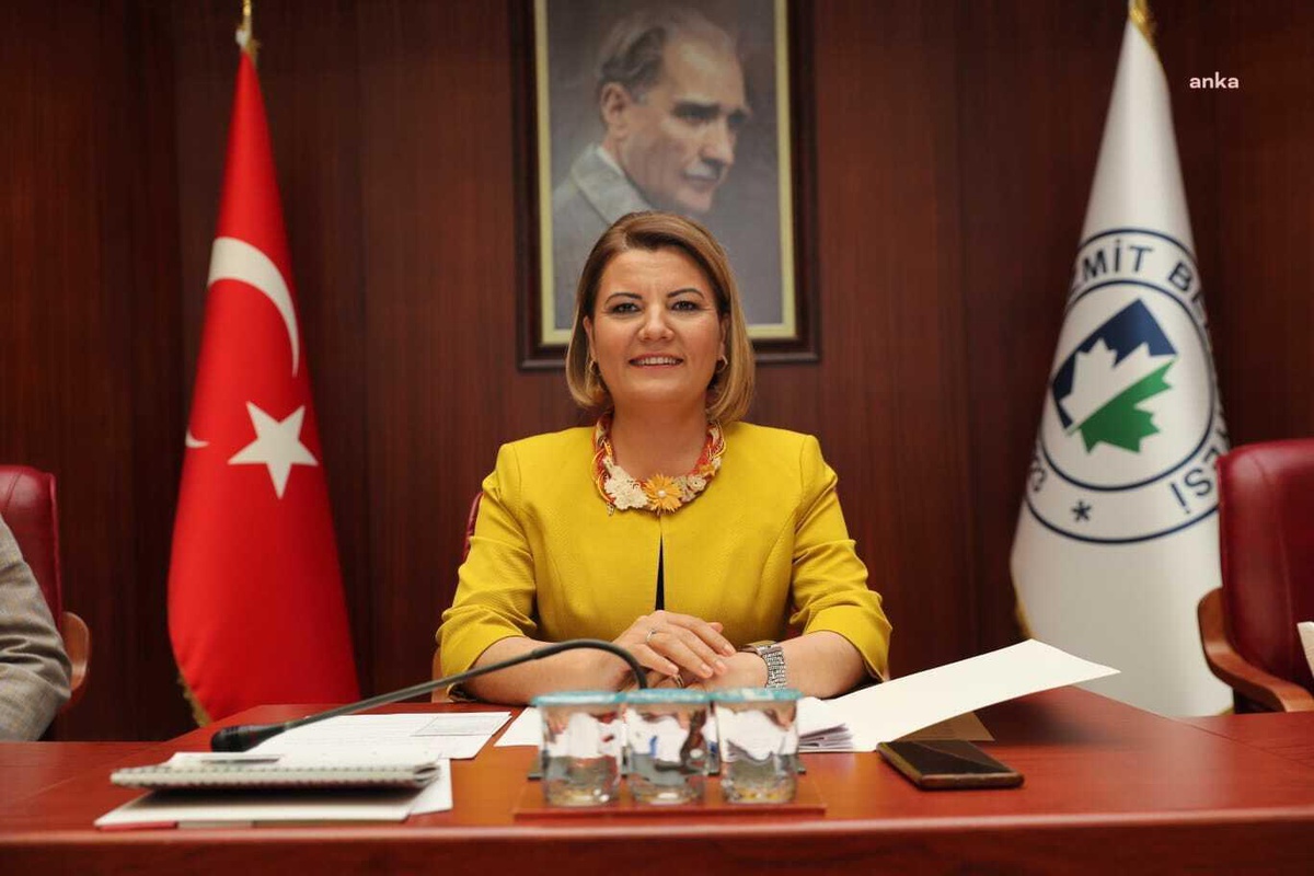 İzmit Belediye Başkanı Hürriyet, Tüm Halkı İzmek Defilesi ve Kiraz Şenliği\'ne Davet Etti