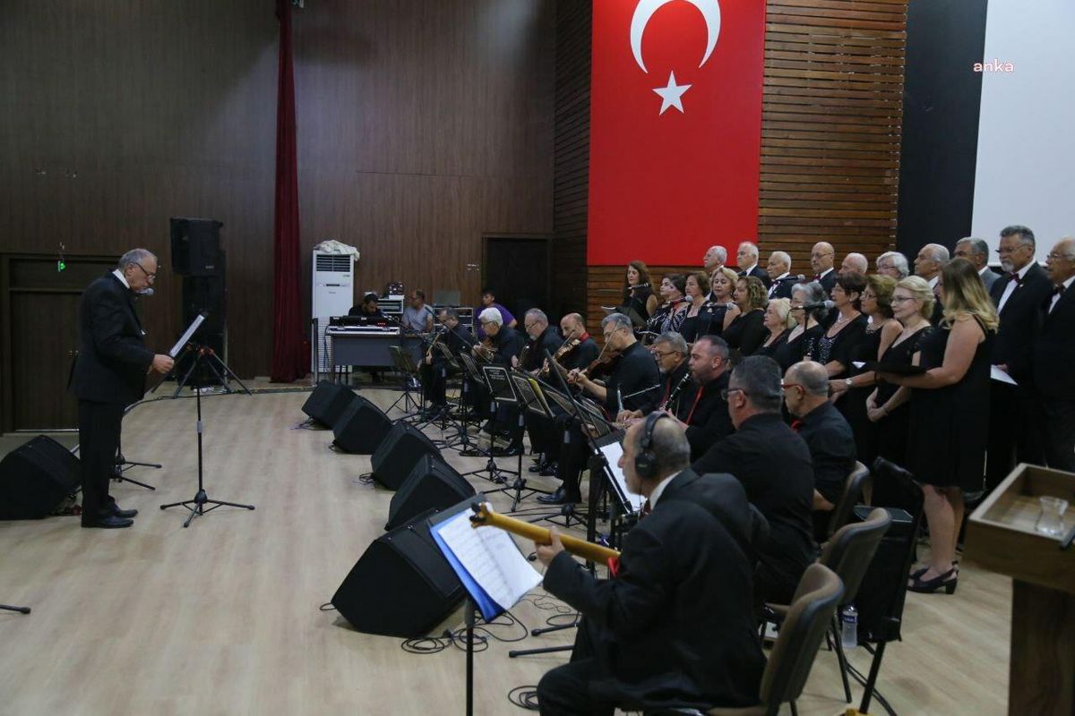 Klarnet Virtüözü Şükrü Tunar, Edremit\'te Anıldı