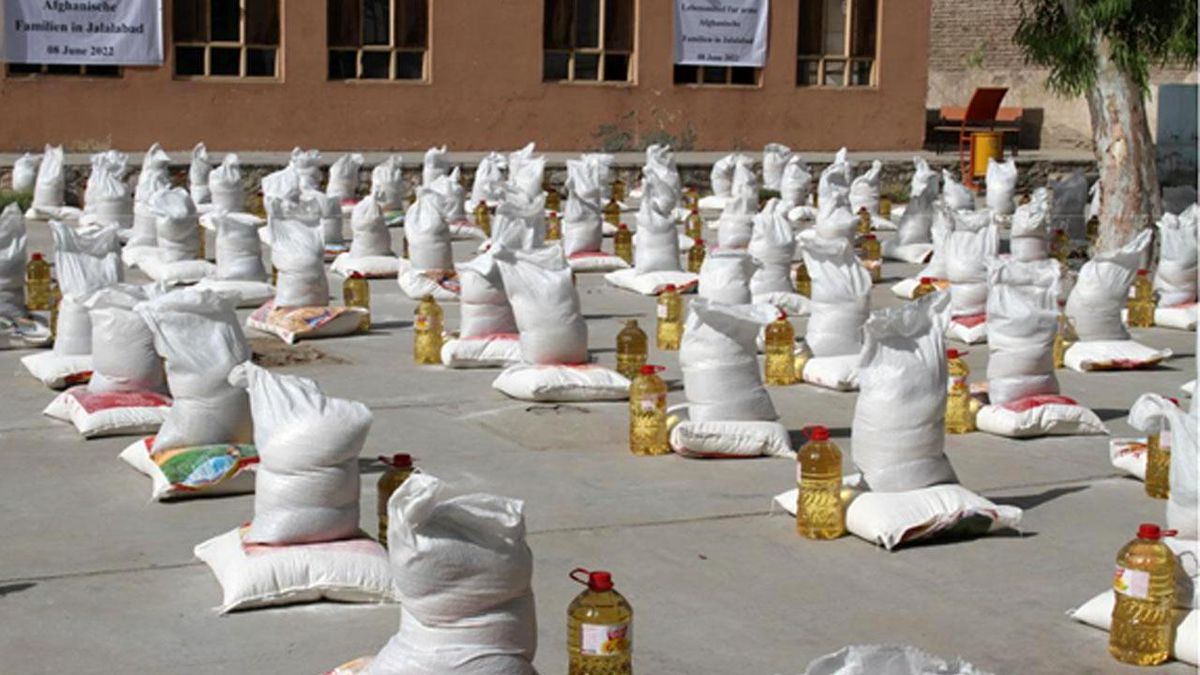 Afganistan\'ın Nangarhar Vilayetinde Gıda Yardımı Yapıldı