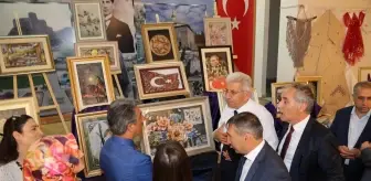 Erzurum'da kurslara katılan kadınlar el emeği ürünlerini sergiledi