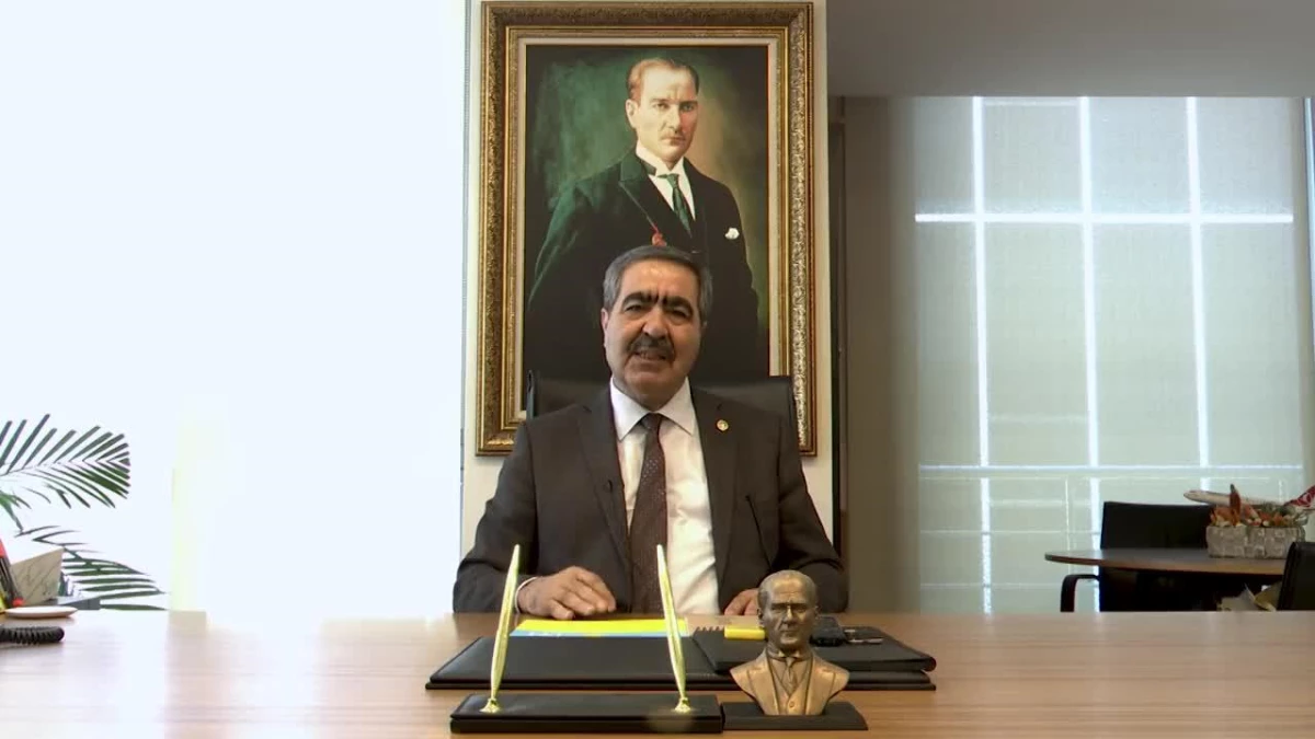 İyi Partili İbrahim Halil Oral CHP Lideri Kılıçdaroğlu\'ndan Özür Diledi