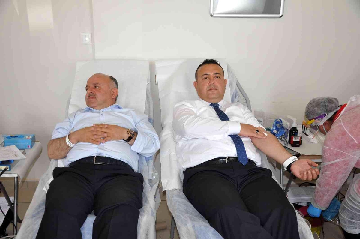 Kars Adliyesi\'nden kan bağışı