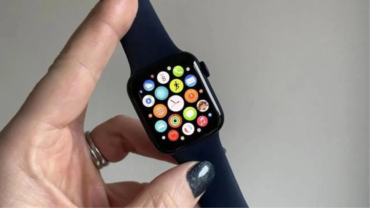 Meta\'nın Apple Watch rakibi ve çift kameralı akıllı saati için kötü haber!