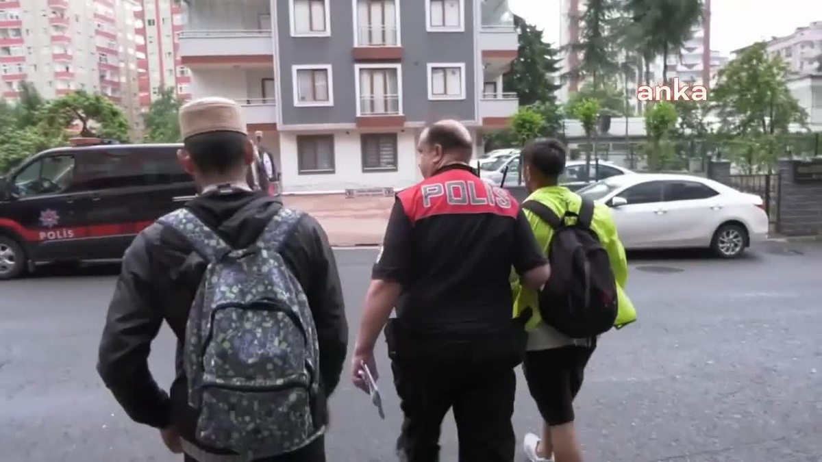 Rize\'ye Çay Toplamak İçin Gelen Afganlar "Taciz" İddiasıyla Gözaltına Alındı