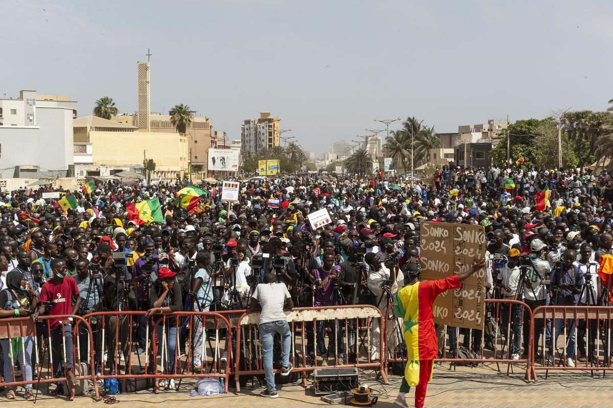 Senegal\'de muhalefet sokağa indi