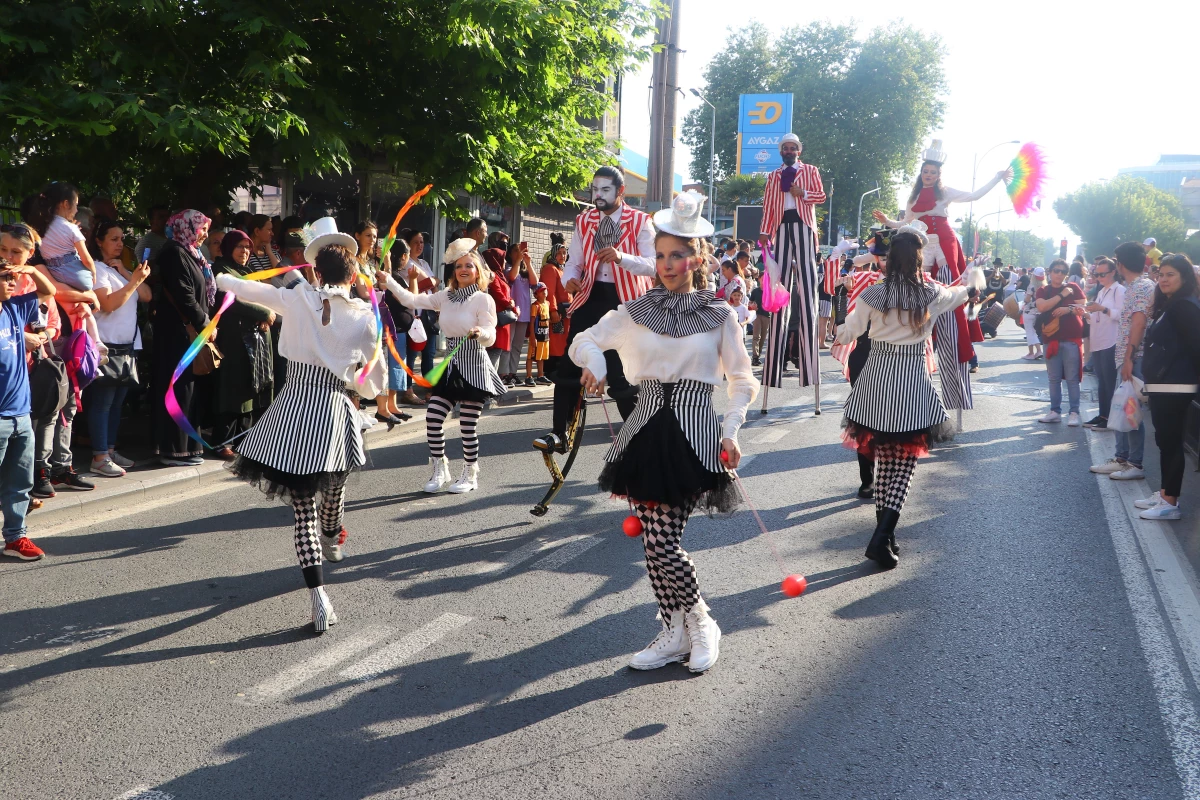 TBMM Başkanı Şentop, Tekirdağ\'da Kiraz Festivali\'nin açılışına katıldı